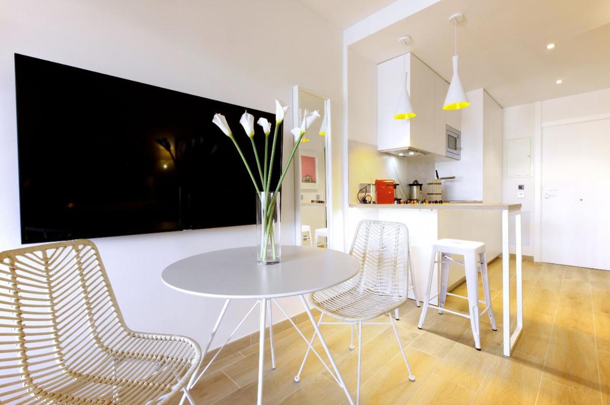 Apartamentos Holidays Benalbeach Benalmádena Quarto foto